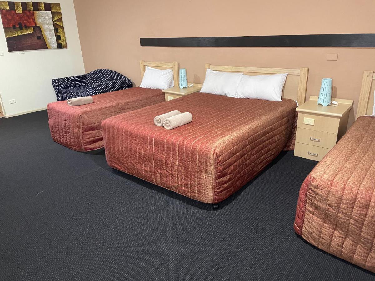 Countryman Motor Inn Cowra Eksteriør bilde